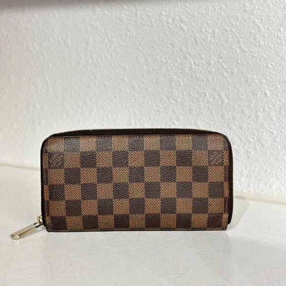 Louis Vuitton Damier Ebene WOC Crossbody Shoulder Bag - Picture 1 of 10
